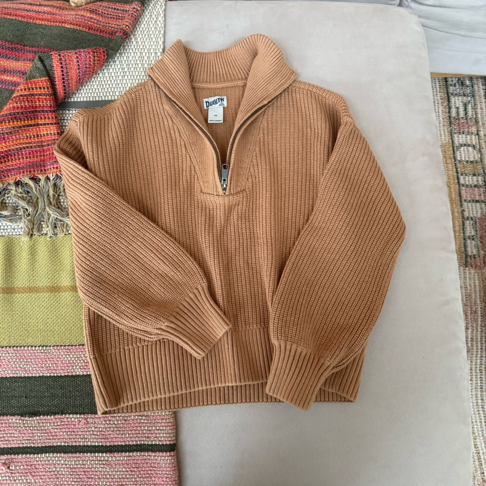 Duluth Trading Co Women's V-Neck Sweater - Tan